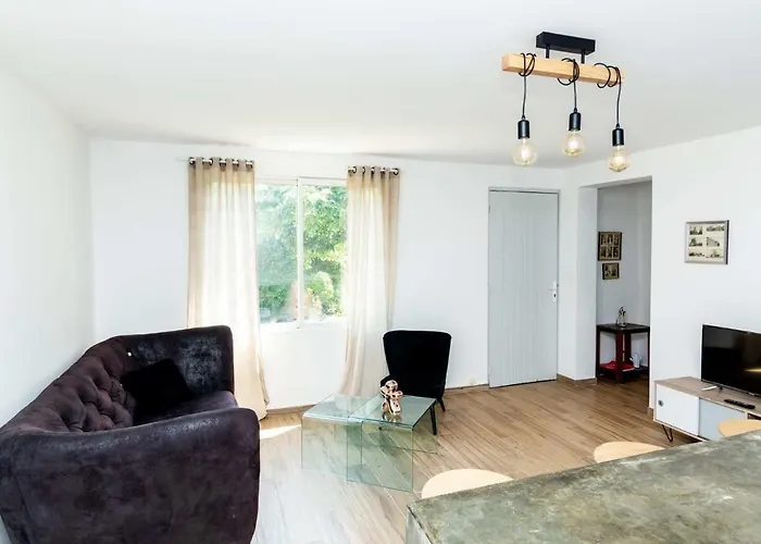 Dans Mon Jardin Апартаменты Аяччо